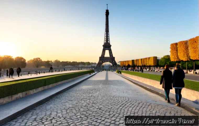 프랑스 파리 여행 필수 코스 - Photorealistic wide-angle morning view of Paris from the Trocadéro terrace, Eiffel Tower centered ac...